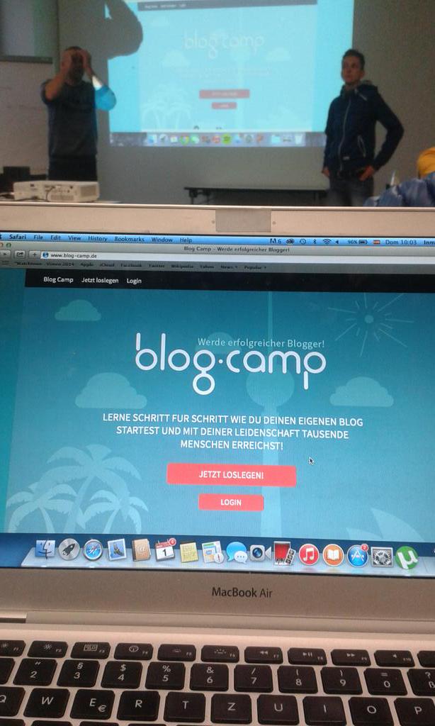 aworldtotravel1's tweet photo. Ready, steady, GO! #ITBblogcamp is kicking off right now :D http://t.co/TNlQSBzeK4
