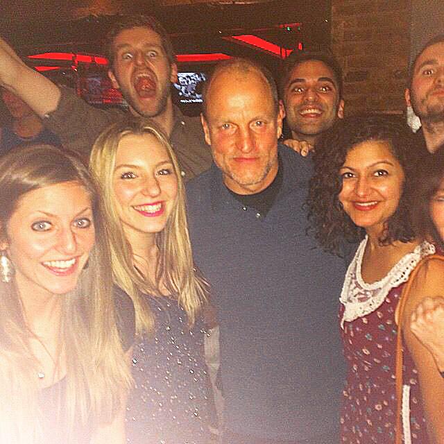 adam_qureshi's tweet image. Just me a few friends and #woodyharrelson last night! #cheers #truedetective #whitemencantjump #kingpin