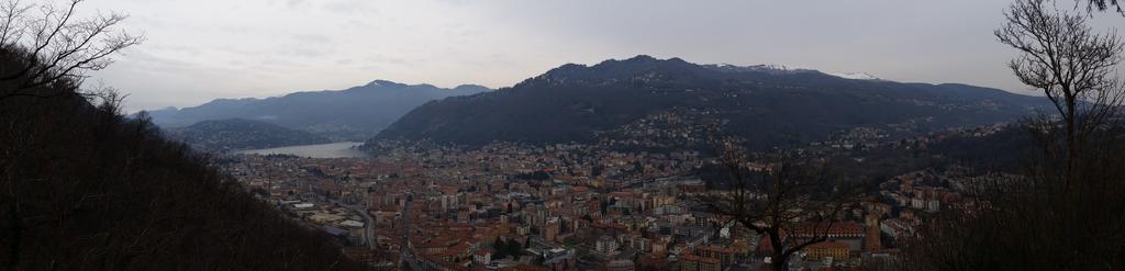 maurosironi77's tweet image. Vista dal #baradello #comolake