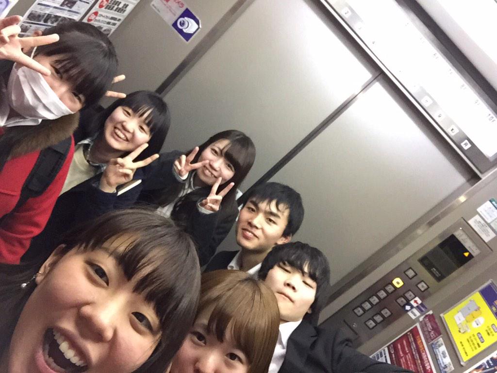 nw32ndbot's tweet photo. 昨日は
#NW 現役生と #NWOBOG のジョイント演奏!久しぶりの宇文!
ゼーレンoboeもりきょうと合流してしゃぶ葉で32期打ち上げ!あらいありがとう!もりきょうまさし運転ありがとう!
お疲れさまでした!
#northwind http://t.co/cSsWP5htBC