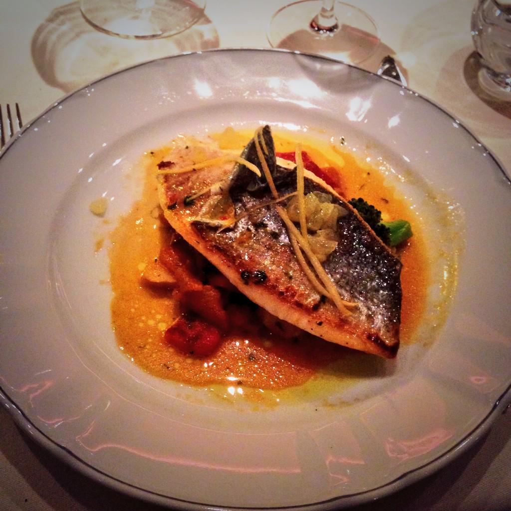 cccordy's tweet photo. Gourmandises de la Botte, hmmm ! @penatialbaretto #Foodporn #restaurante #Paris #michelin http://t.co/CaqiXbxx3c