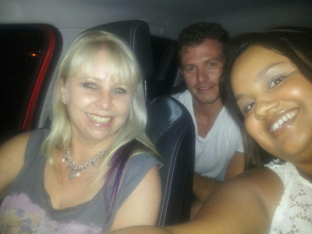 Lor_M's tweet photo. When you try kidnap a drummer... then take a #selfie #KDay2015 @lesliedaniels @ReburnCT ;) http://t.co/e0oVAg16U9