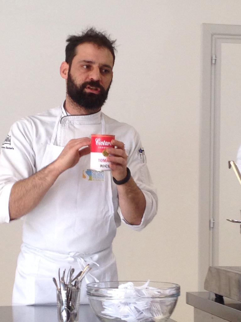 #fieraincampo2015 <a href="/CostardiBros/">Costardi Brothers</a> riso al pomodoro in lattina! #VercelliRiceShow <a href="/ANGAVercelli/">ANGA Vercelli Biella</a> <a href="/Ricetteracconti/">valentina masotti</a>