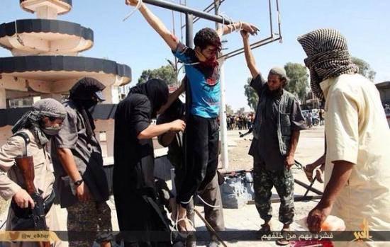 Franklin_Graham's tweet photo. Remmber to pray for all the Christians in the Middle East http://t.co/Lrvwjrs4t8