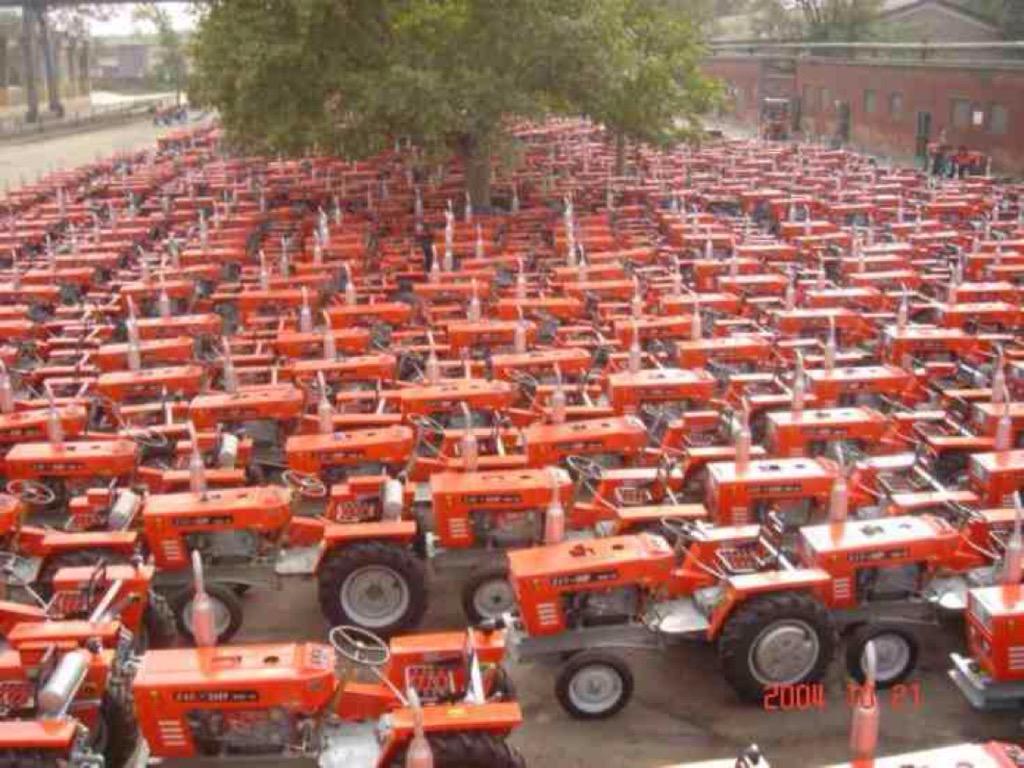 AlanBaldry14's tweet image. @MarkGlennMurphy Good to see the Car Park at Carrow Road is already full.