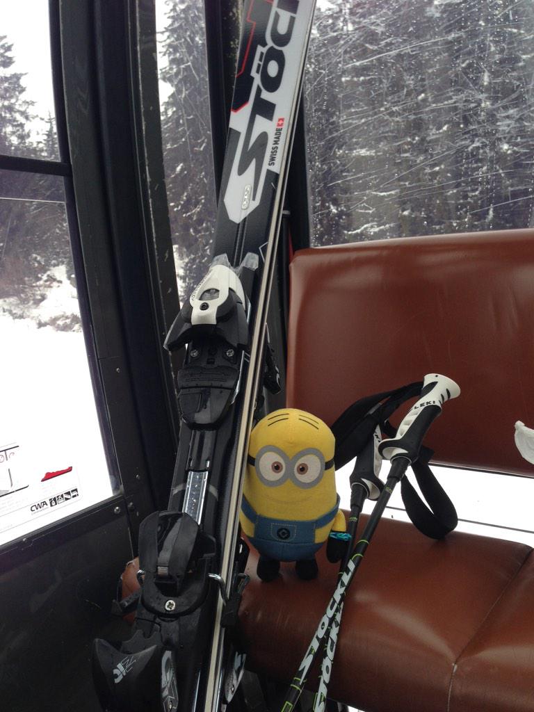 Daveonworldtour's tweet photo. Dave goes skiing @StoeckliRacing
#Minions #Alpenarena #Flims #Laax http://t.co/NAN6TtxBQT