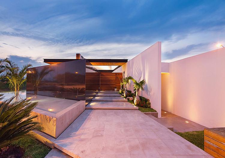 HomeAdore's tweet photo. PL2 House by Seijo Peon Arquitectos y Asociados >> http://t.co/RhVlucY5Zj
Please RT #architecture #interiordesign http://t.co/0Sy5hOCnLJ