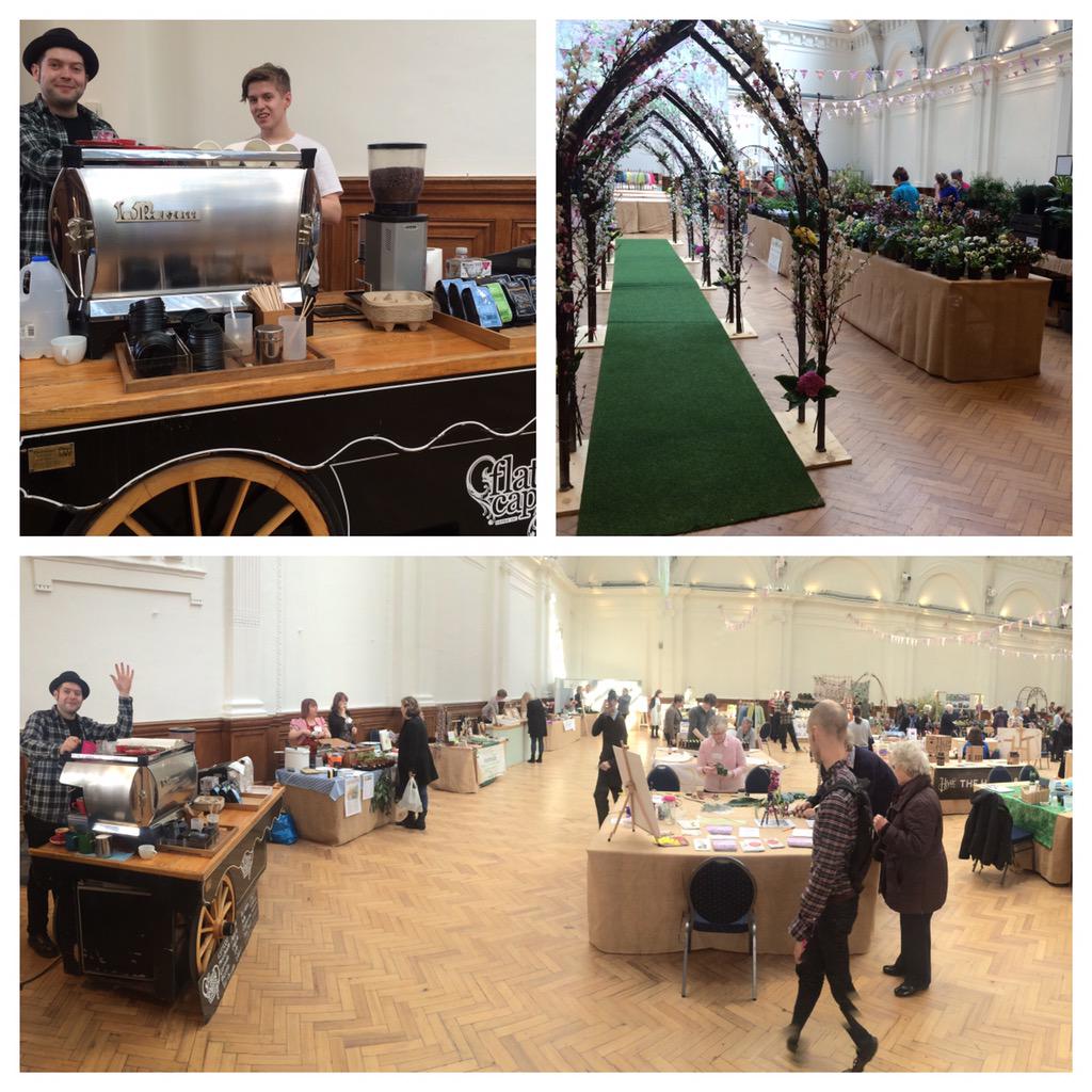 FlatCapVictoria's tweet photo. We're at the Royal Horticultural Society's botanical art fair today! @alfie_sims @HarryRodgers_  brewing the goodies http://t.co/stJqBfm1wF