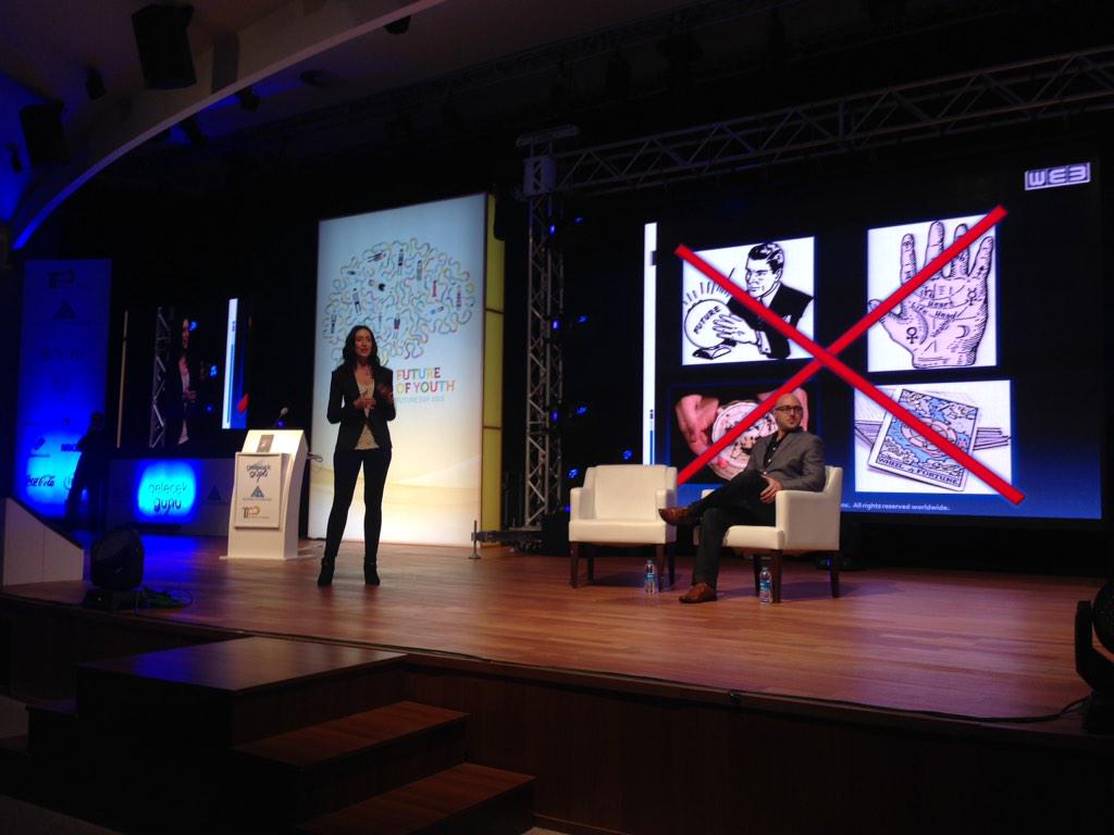 #GelecekGunu <a href="/ErOrange/">Erica Orange</a> <a href="/JaredWeinerNYC/">Jared Weiner</a> are on stage at #FutureDay <a href="/WorldFutureSoc/">World Future Society</a> <a href="/FuturistlerDern/">Fütüristler Derneği</a> <a href="/gencfuturistler/">Genç Fütüristler</a>