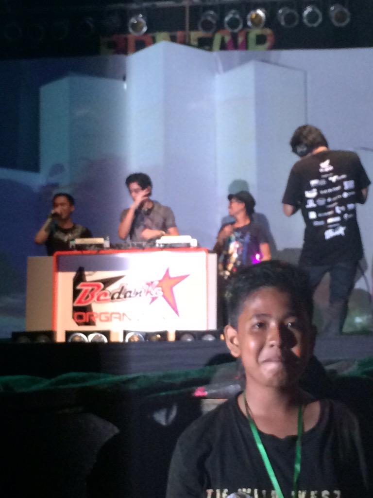 RapperChiBii's tweet image. @AlKohler7 last night 🎊🎊😂 | @alghazalic_BGR @Ghazalic_BDG @AlGhazalicSBY