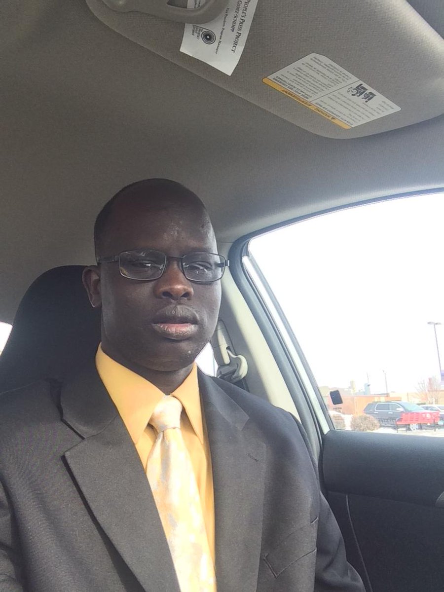 MMdeng1984's tweet photo. Getting ready to go to Church http://t.co/1KbXe43VnU