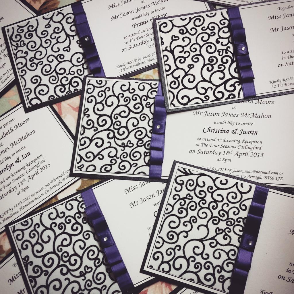 PaperRoseLou's tweet photo. bespoke heart pocket wallets, available in any colour #quirky #weddings #handmade #weddinginvitations #heart http://t.co/Ntpgm4U5Ni