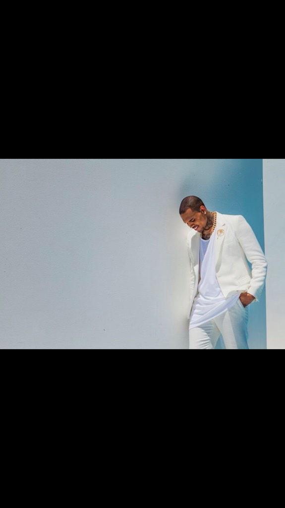 megredX's tweet photo. The love I have for Chris brown is unbelievable 😍😛❤️❤️ @chrisbrown http://t.co/3FQHFYOFix