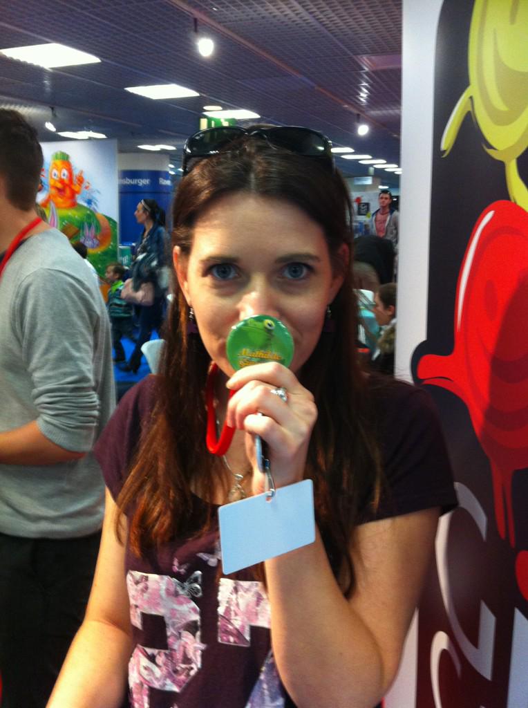 RenaudMoulene's tweet photo. #FIJ2015 #Portraitludique #Chargeedecom Mathilde @Gigamic "J'y crôa pas" http://t.co/8YUejephqT