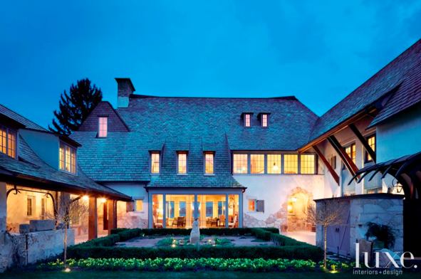 luxemagazine's tweet photo. We can't get enough of this light-filled courtyard: http://t.co/Pp35Qh9WZw http://t.co/vlhFiZsdmE