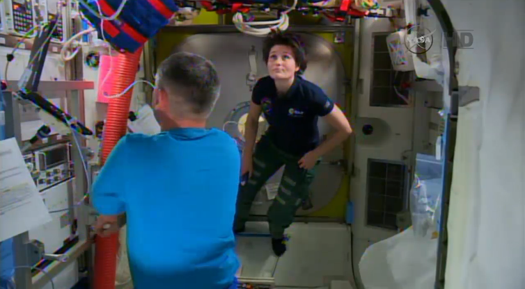 Rainmaker1973's tweet photo. Congrats for successful #EVA31 @AstroTerry @AstroSamantha @Astro_Suni @Astro_Sabot & @Astro_Wheels ! @esa @NASA http://t.co/xermCbc2N7