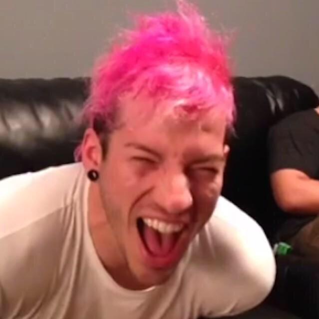 ToPasfood's tweet photo. @joshuadun Cotton Candy. http://t.co/y7zM6vOcs8
