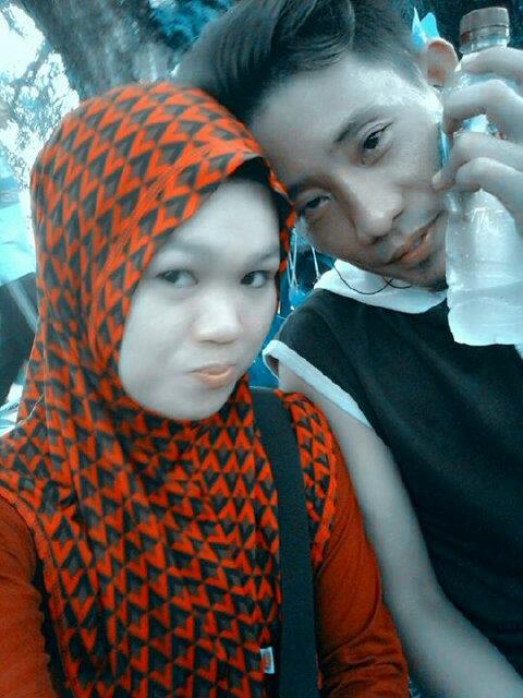 MangKowi77's tweet photo. Yang menyayanggin aq, ngertiin aq makasih sayang atas ketulusannya selama ini http://t.co/a1L6rL5puT