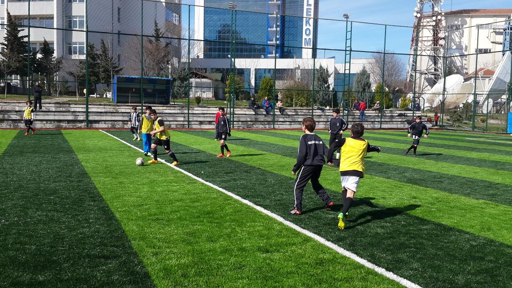 Bjk acıbadem futbol okulu çalışmalara devam ediyor