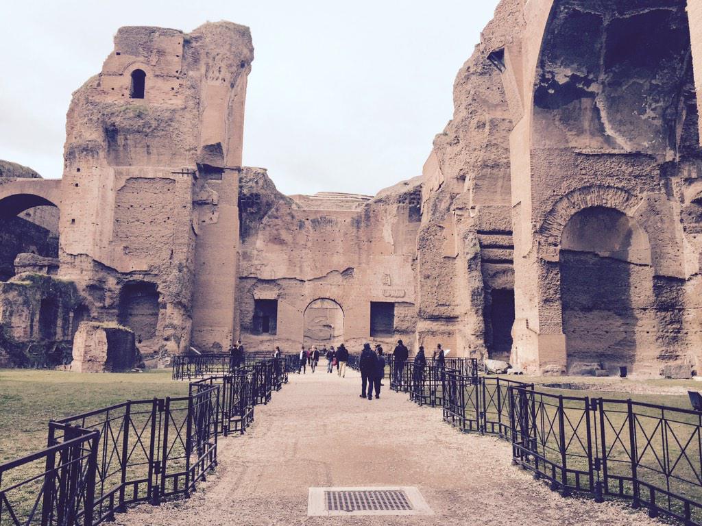 Visiting the wonderful #bathsofcaracalla in #rome