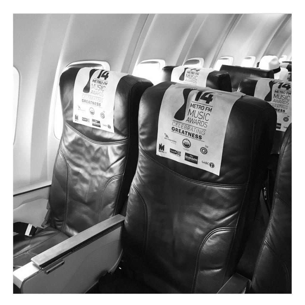 flySAExpress's tweet image. After an EPIC night, Just a little reminder that we at #SAExpress #WeFlyForYou #MMA14 ^eN3 photoby @melzinbala ✈️😃