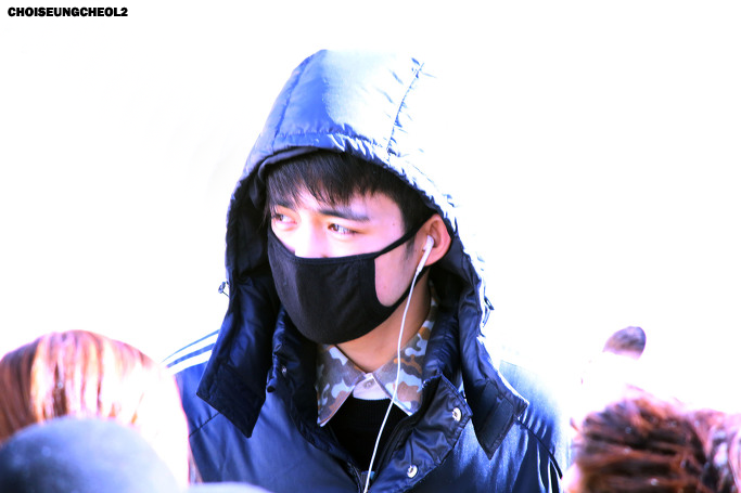 seungcheol2_com's tweet photo. 150212 Hallym Entertainment Arts High School Graduations #seungcheol #seventeen 
http://t.co/ipVt0ECU9g http://t.co/FTvqRnkkFH