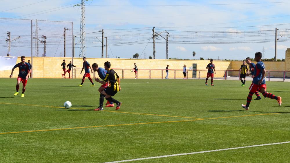 Futbol7Bravo's tweet photo. Victoria balsámica del @BRENESBALOMPIE 2 - 0 ante el @TorreCd Fotos, clasificación y crónica http://t.co/2LqLaGvG0E http://t.co/ctUYYu4EzJ
