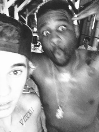 iqbaal_raja's tweet photo. Check out @justinbieber on @shots celebrating his birthday! #HappyBirthdayJustinBieber http://t.co/NHLxQ29Meh http://t.co/6OFLIJPoYr