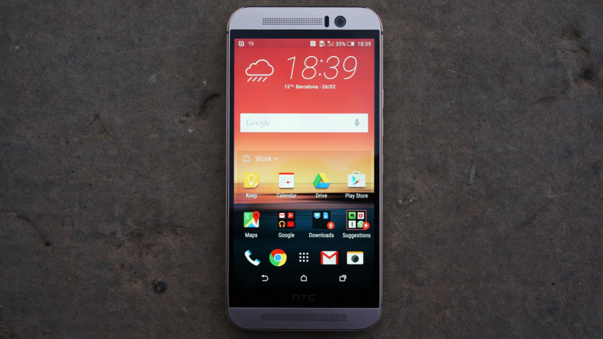 verge's tweet photo. HTC’s One M9 is the world’s most beautiful disappointment http://t.co/EbXRuNNMIH http://t.co/yyfxDwdCnH