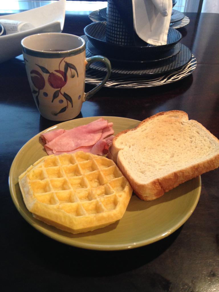 RavenSm2003's tweet image. Ready to crush good morning ❤️💚💜💙💛