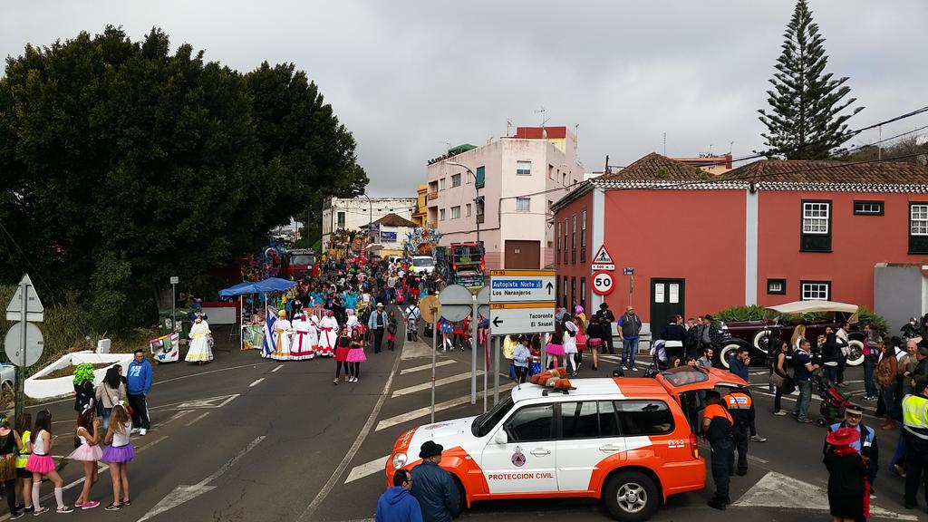 Gran COSO PIÑATA CHICA 2015 <a href="/tacovin/">Tacoronte-Acentejo</a> <a href="/Tenerife_Ocio/">Tenerife Ocio</a> <a href="/CabildoTenerife/">Cabildo de Tenerife</a> @TenerifeInforma @carlosislatener <a href="/Analupe_Mora/">Ana Lupe Mora</a>