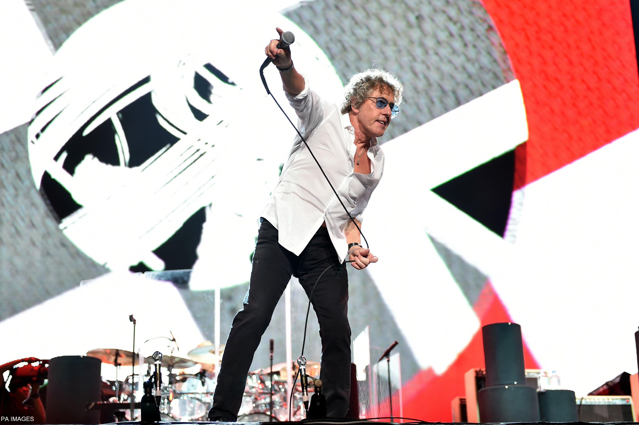 Let\s join together in wishing a huge happy birthday to \s Roger Daltrey, 71 today. Legend! 