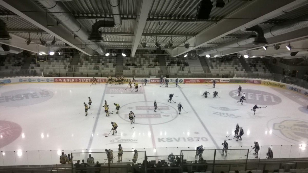 Die Aufwärmphase im Spiel Vienna Capitals vs. VSV – Foto: © Sportreport Vienna Capitals, VSV