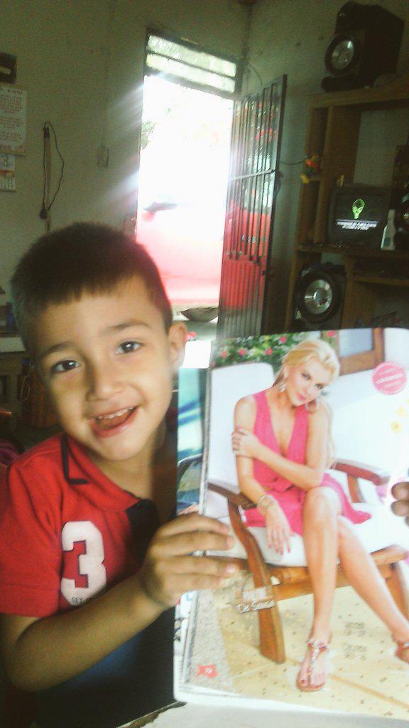 perlalopez1405's tweet photo. Mi pequeño sobrino le gusta @SofiaRipollTV @MarjoDSousa http://t.co/54FylHeJB1