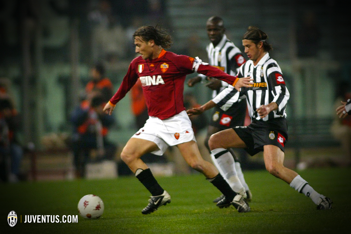 juventusfc's tweet photo. L'ultimo 0-0 in #RomaJuve è datato 2002 .Da allora abbiamo segnato quasi il doppio dei giallorossi (47 vs 24 gol) http://t.co/KYDBWLifUJ