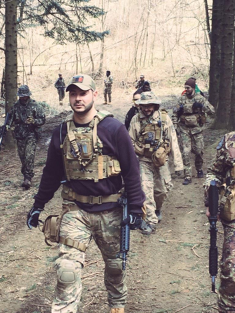 DRAGONFORCE_SAC's tweet photo. Mentre il team guidato dallo Zitto stava svolgendo la #ForestMaster, i nostri atleti si sono allenati! #softair 💪 http://t.co/XqogYEcZUc