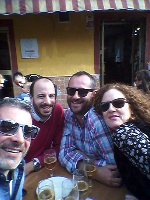 lilloamador's tweet photo. Maravilloso fin de semana en Sevilla,te quiero vida!!! http://t.co/vlVW8vDCSr
