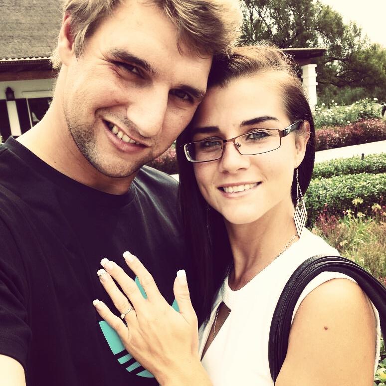 MarieYuki10's tweet photo. He asked and I said YES! ! http://t.co/yqBzCkf82Z