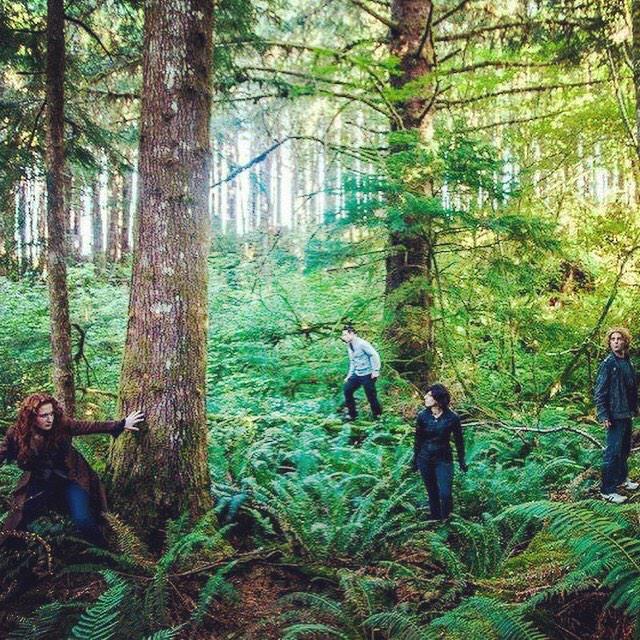 katQ25's tweet photo. Hunting for rogue nomads can help assure the Volturi don't appear ... #twilight #TwilightStories #cosplay @Twilight http://t.co/5AY3O92amF