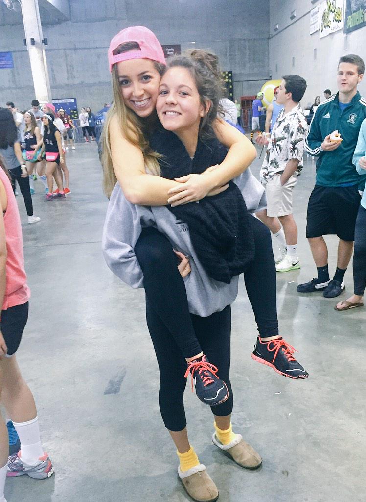 cayysal's tweet photo. So proud of my little angel babe, always 💋 #DMFSU2015 @laurenlondon14 http://t.co/aIwULKh2lz