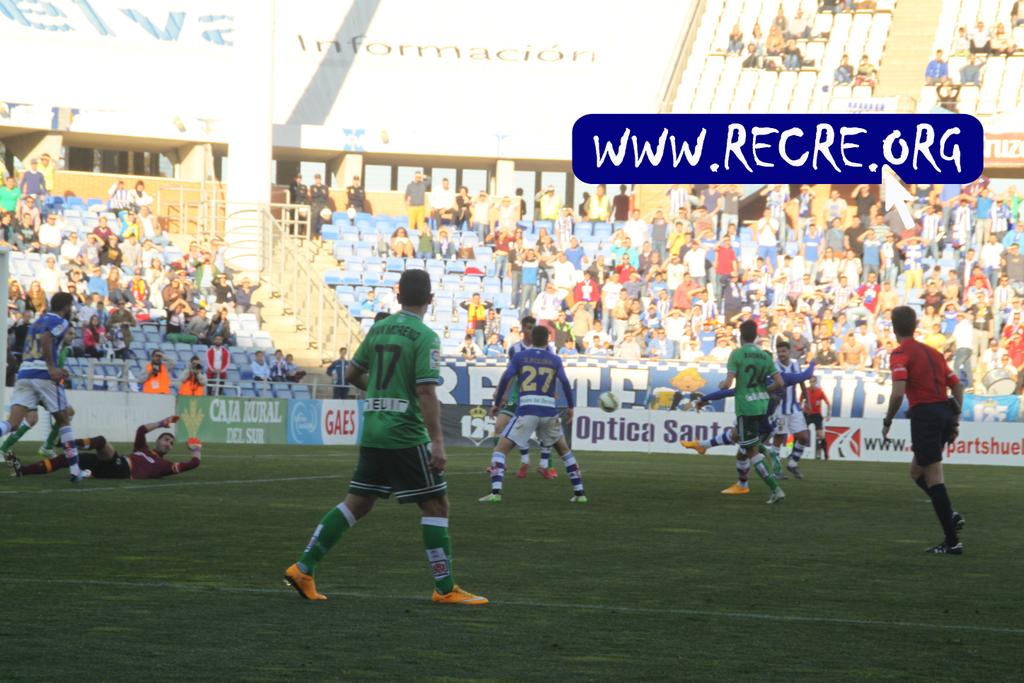 recre_org's tweet photo. Este es el momento en el que @CayeQuintana10 le pega con el alma y da aire al Recre con su gol http://t.co/fB0pNXgtVh