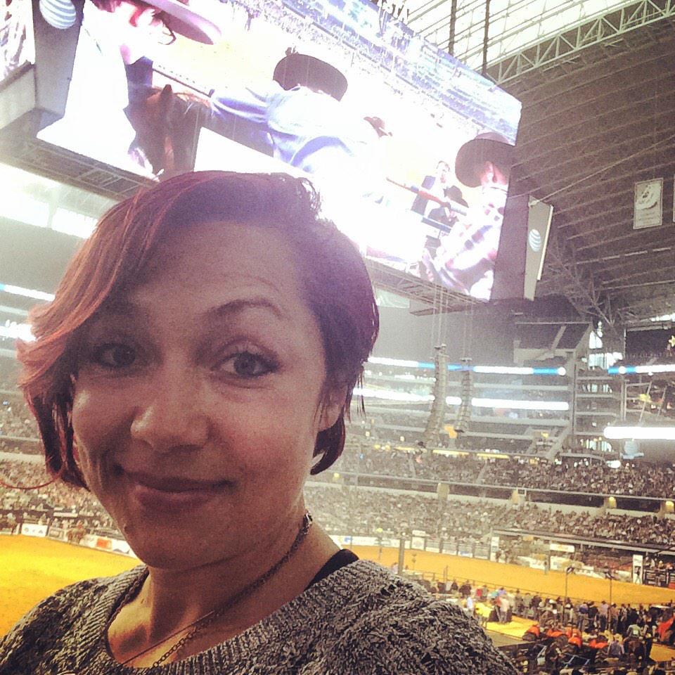 KatieU11's tweet image. #awesome #RodeoChat #rodeo @OfficialRFDTV #countrylife #felfie #hic #forver