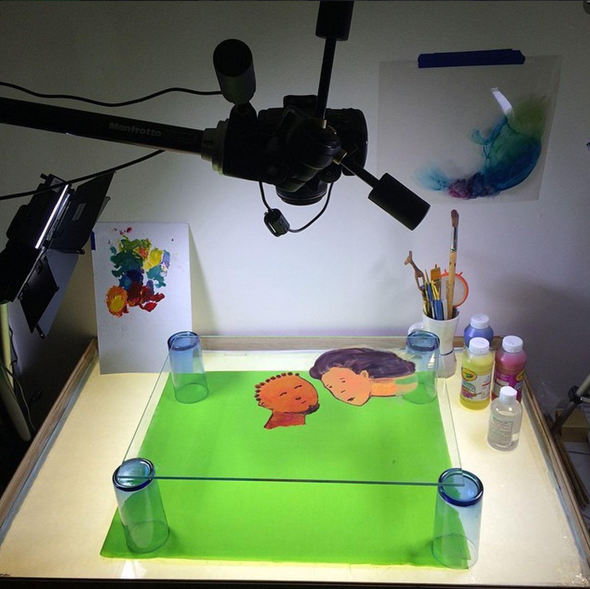 FluidFrames's tweet photo. Here's what's happening inside the #FluidFrames studio today. http://t.co/yICvA7smPO