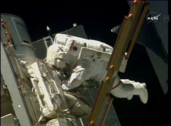 Rainmaker1973's tweet photo. @ISS101 Thanks 4 the great twitter live coverage of #EVA31:as 4 the previous ones I was neve lost with your support! http://t.co/jDEeTqemgu