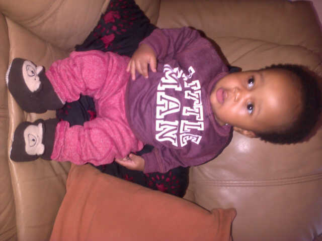 simplemenda's tweet photo. Got nthng but mad love 4 my son he brightens up my day. *da joys of bng uMamncane* http://t.co/deCytc1AKG