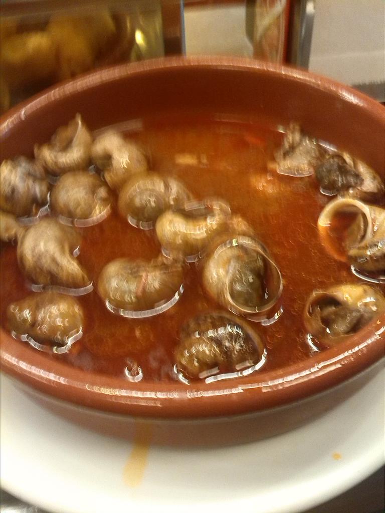 anipochi's tweet photo. Molto bueno caracolo made in cascorro  ;) http://t.co/MtsRc5uOLu