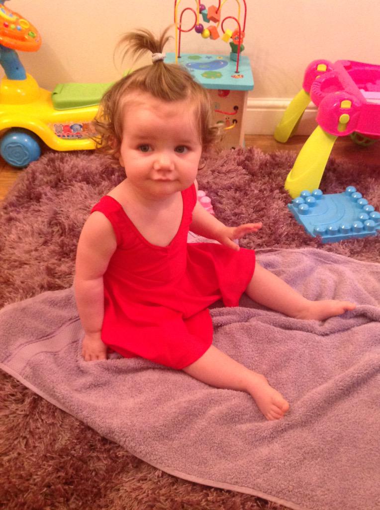 misss_ab's tweet photo. “@stewartbrunton1: Lets dance @ABCDdance http://t.co/8lQHEf1JqJ” little Abcd star! ⭐💕🔠