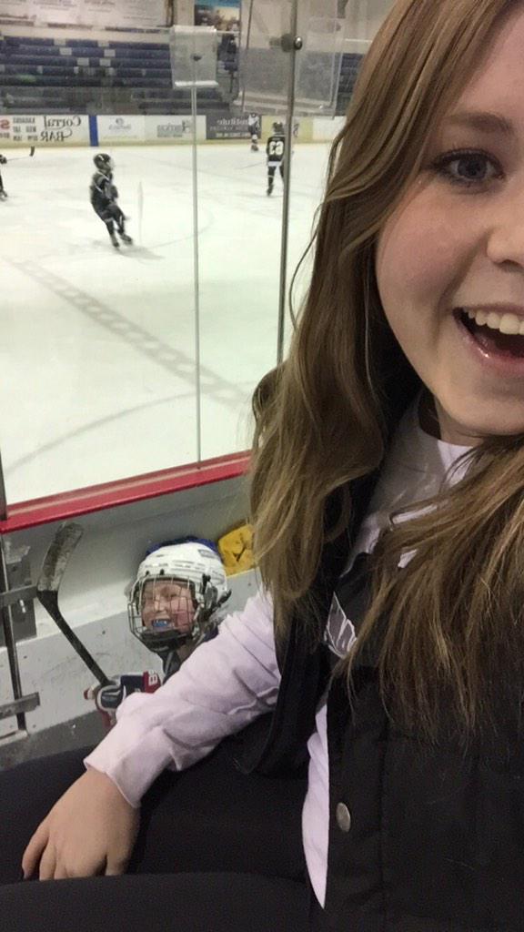 TayaOlson's tweet photo. Hanging with my bro in the sin bin #goon http://t.co/N9xObvUZ5i