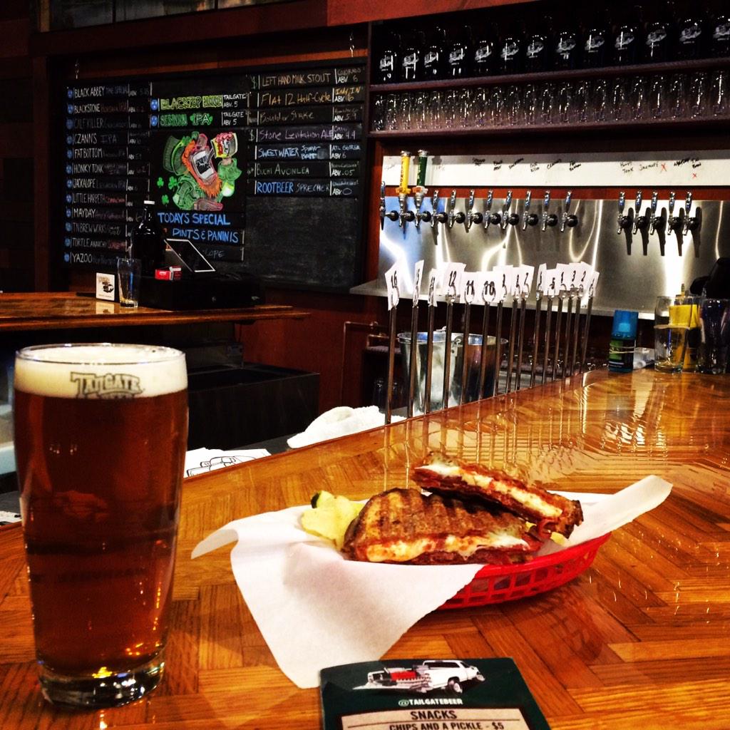 TailGateBrewery's tweet photo. Sunday Service and the brewery is open! $12: any pint, any panini. Alllll day! #Nashville #musiccity #pintsandpaninis http://t.co/J4tb2Xahtw