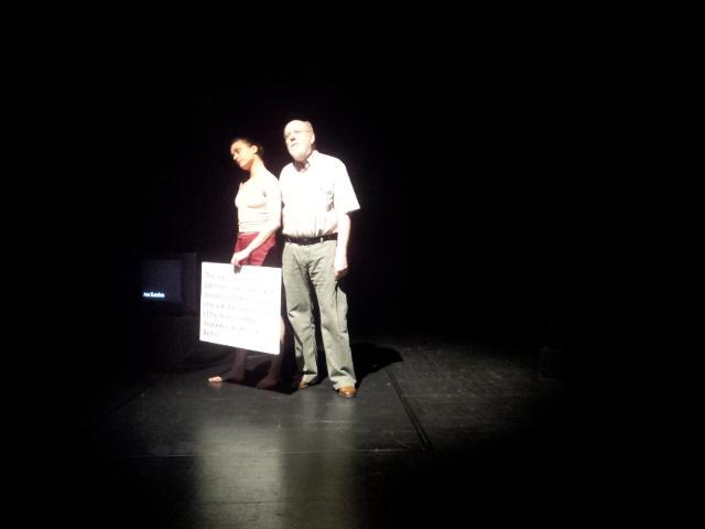 100Wort's tweet photo. Gruß aus dem @HAU123 #100grad #100wort http://t.co/fdR61spCXc